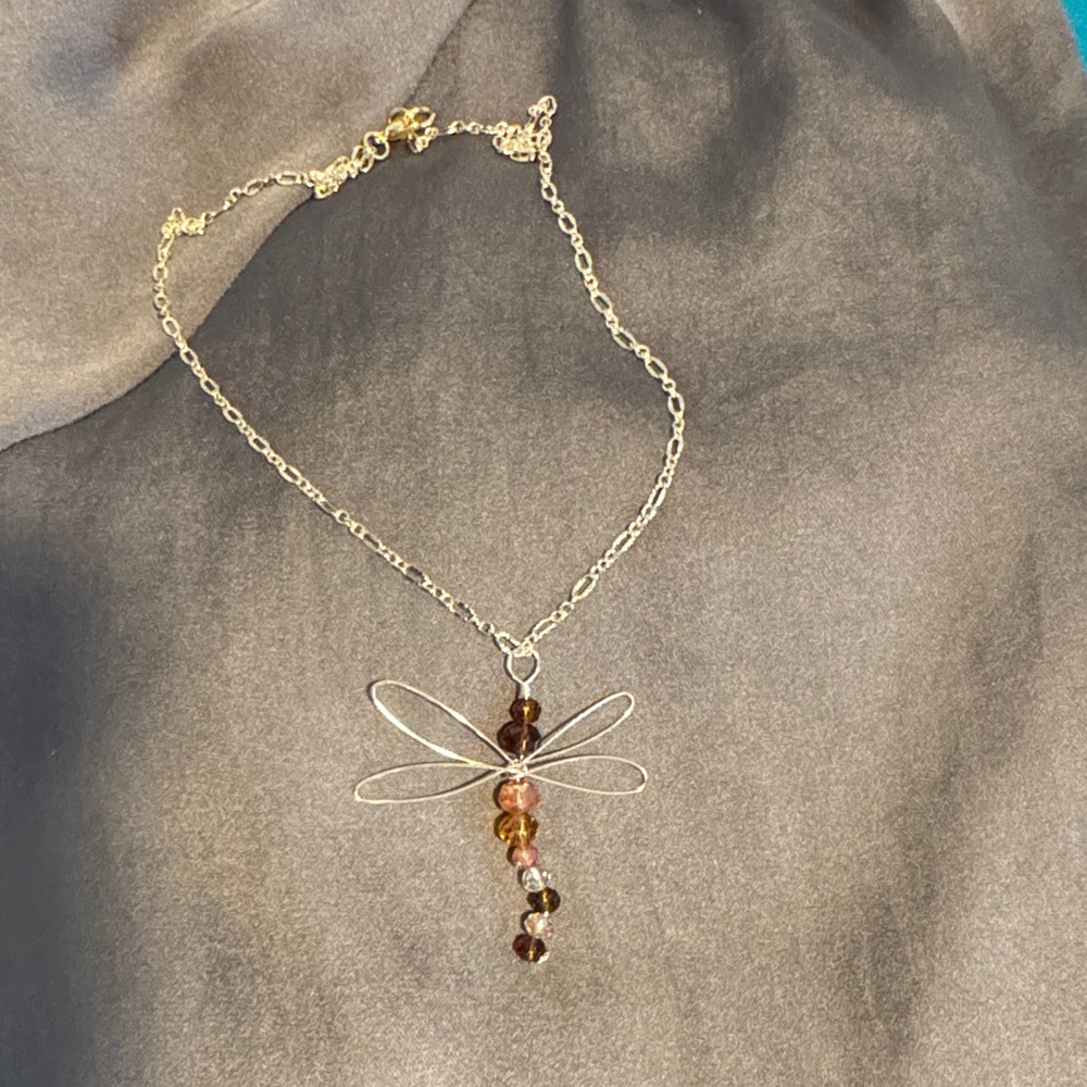 Elegant Gold Dragonfly Necklace